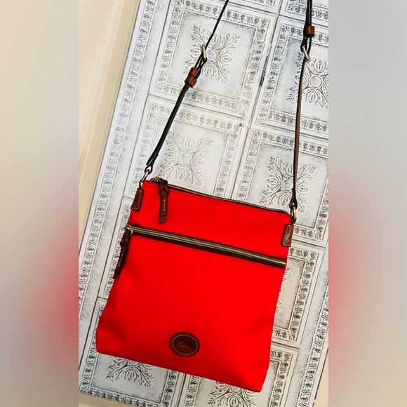 Dooney & Bourke Handbags - GUC Sweet Donney&Bourke-♥️Textile Bag w/Adjustable Leather Crossbody&ShortStraps